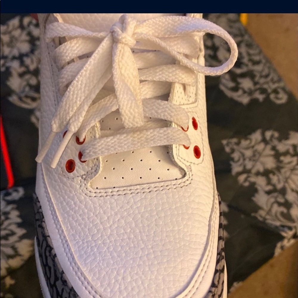 Jordan 3s